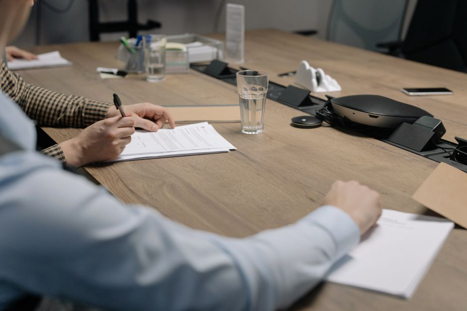 Due Diligence Vorbereitung LBO in einer strukturierten M&A-Akte